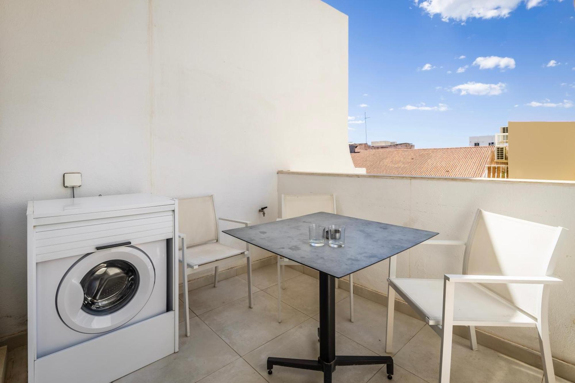 Dorris'S Apartment 5 Min Walk From St Julians San Ġwann 外观 照片